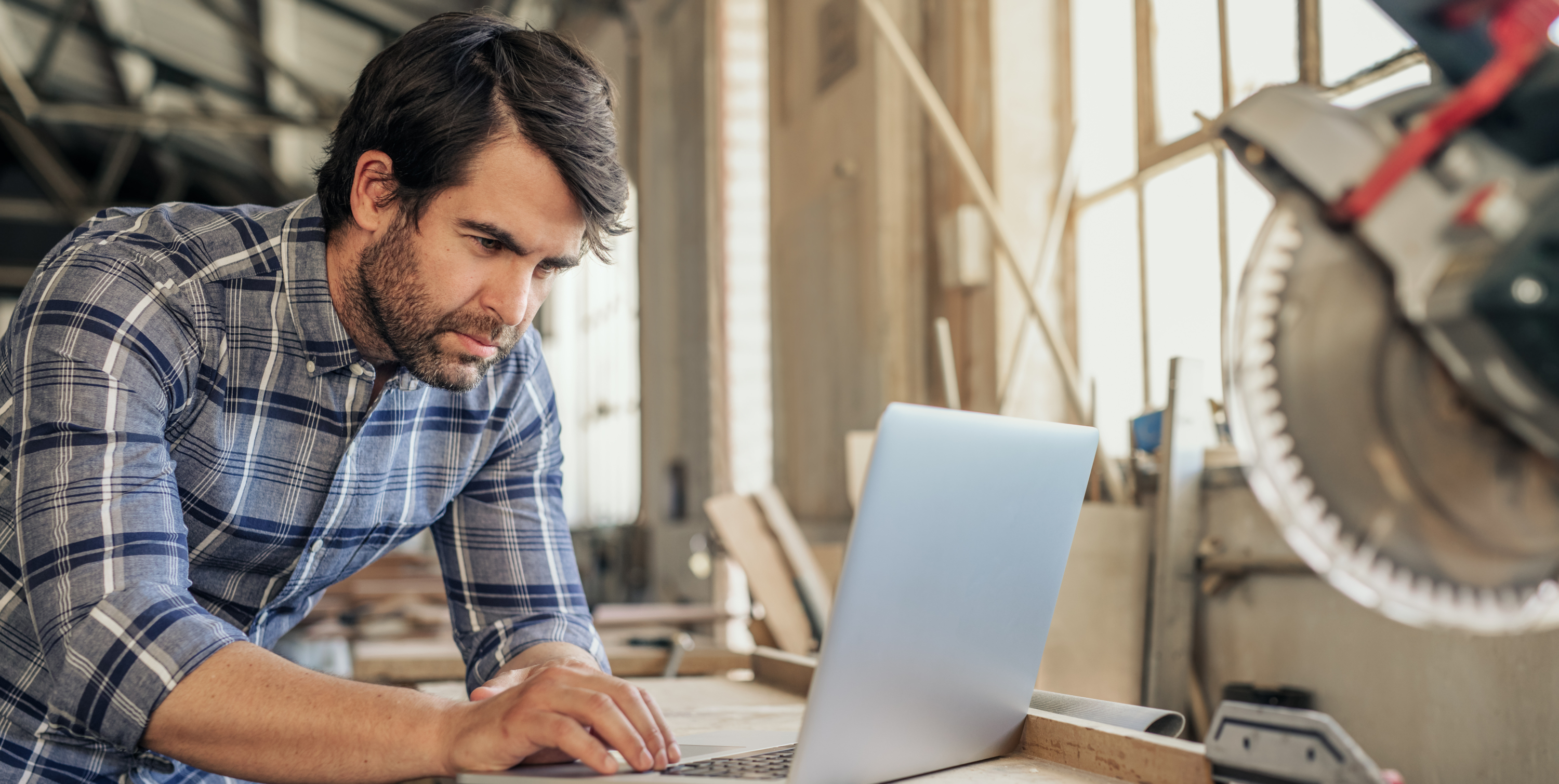 Accès professionnels meubles sur mesure